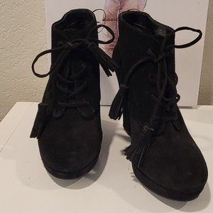 JS - Cyntia wedge bootie